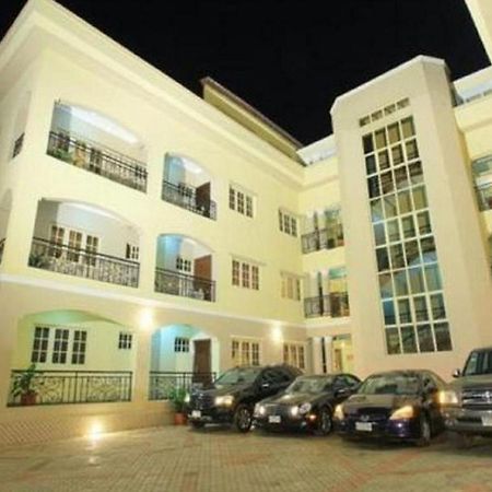 איקג'ה Room In Lodge - Apartment Royale Hotel-3 Bd Apartment מראה חיצוני תמונה