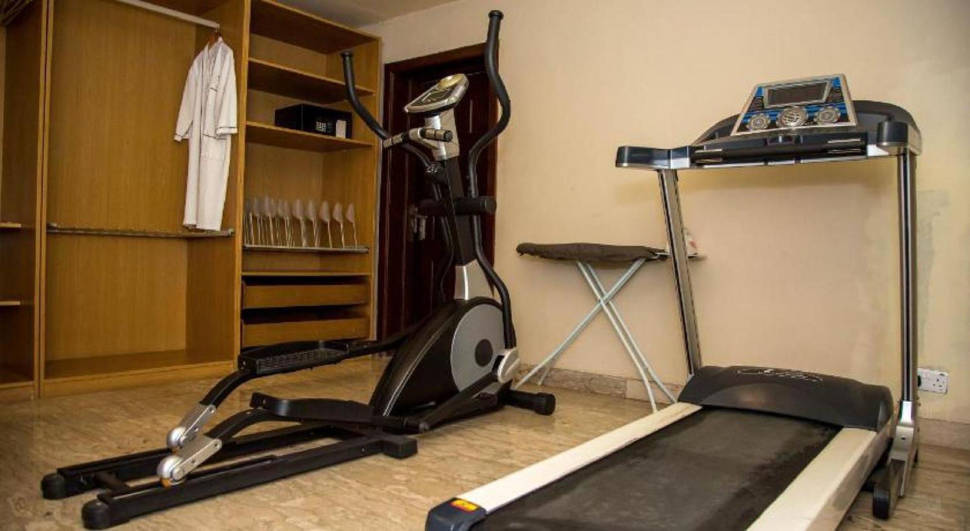 איקג'ה Room In Lodge - Apartment Royale Hotel-3 Bd Apartment מראה חיצוני תמונה