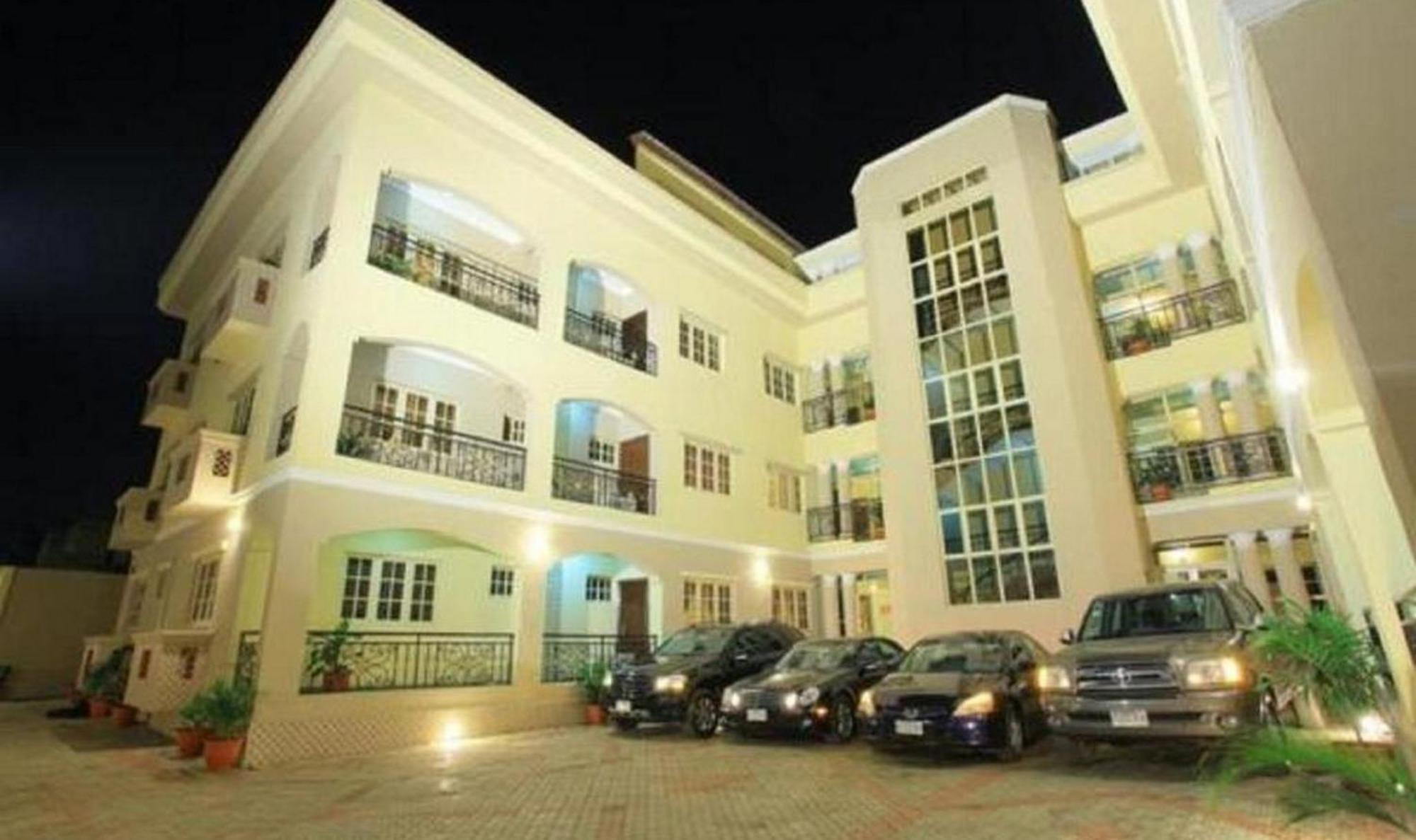 איקג'ה Room In Lodge - Apartment Royale Hotel-3 Bd Apartment מראה חיצוני תמונה