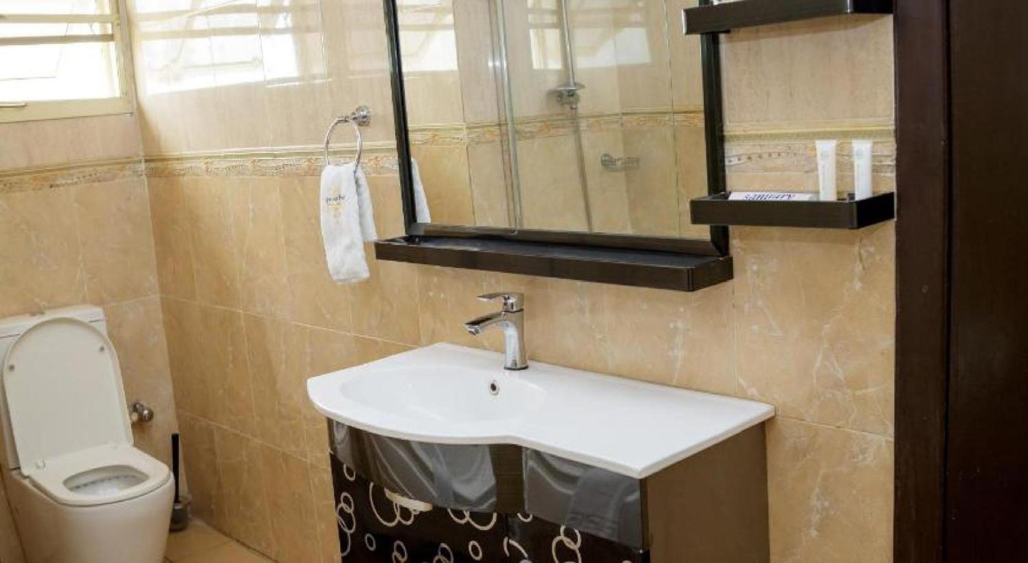 איקג'ה Room In Lodge - Apartment Royale Hotel-3 Bd Apartment מראה חיצוני תמונה